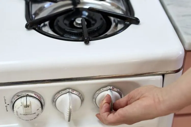 Sebelum Berpikiran Buat Asal Bongkar, Ini lo 8+ Cara Simpel Hilangkan Embun dalam Kaca Jam Tangan 17