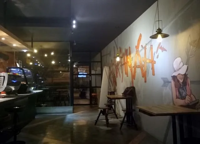 Daftar 13 Kedai Kopi Instagramable di Semarang. Tempatnya Asik, Kopinya Enak, Harga Bersahabat! 24