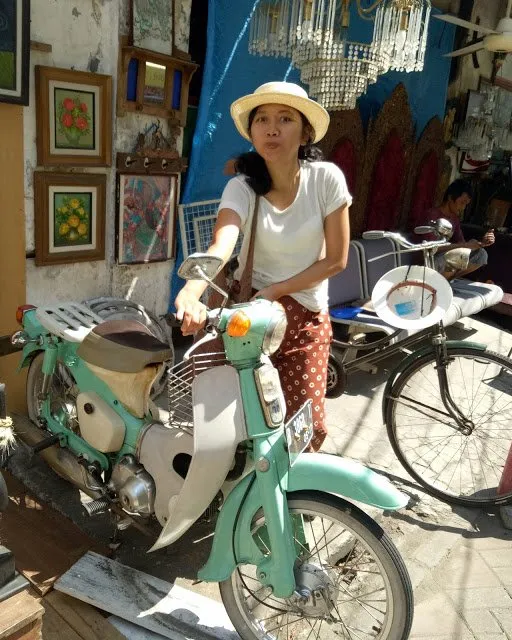 13 Spot Foto Instagramable di Kompleks Kota Lama Semarang. Cocok untuk Liburan di Akhir Pekan! 17