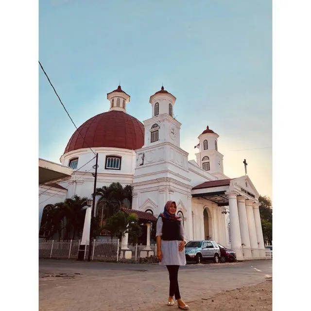 13 Spot Foto Instagramable di Kompleks Kota Lama Semarang. Cocok untuk Liburan di Akhir Pekan! 15