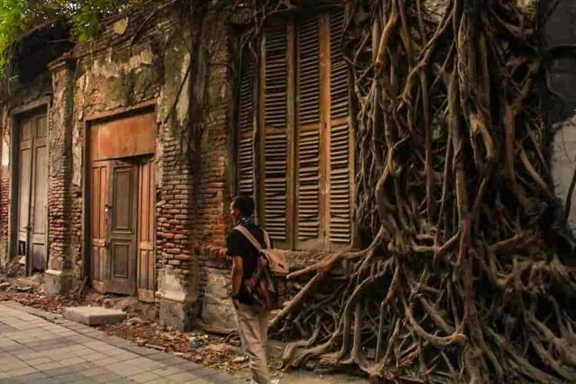 13 Spot Foto Instagramable di Kompleks Kota Lama Semarang. Cocok untuk Liburan di Akhir Pekan! 26