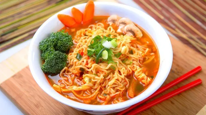 Indonesia Jadi Negara Pemakan Mie Instan No 2 Terbanyak di Dunia. Pantas ya Jadi Republik Mie Instan! 5