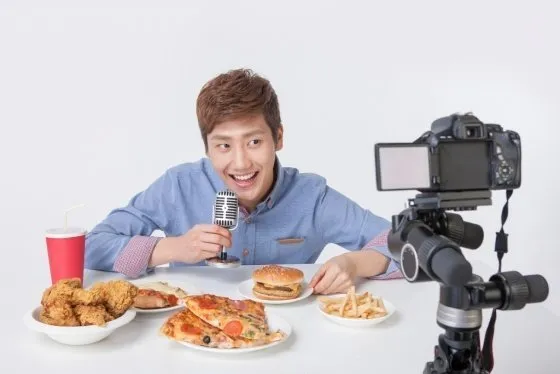 Seluk Beluk Mukbang yang Jadi Tren di Korea Selatan Bahkan di Dunia. Katanya Sempat Dilarang lo 7