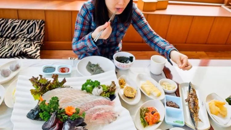 Seluk Beluk Mukbang yang Jadi Tren di Korea Selatan Bahkan di Dunia. Katanya Sempat Dilarang lo 8
