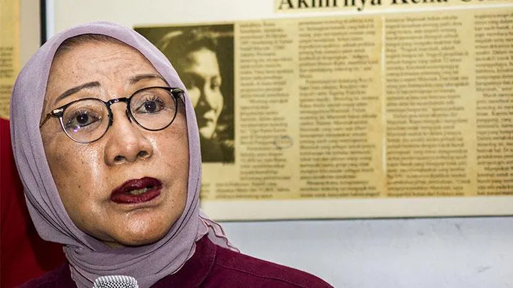 10 Babak Drama Ratna Sarumpet, Si Pencipta Hoaks Terbaik. Kali Aja Bisa Diangkat Jadi Film~ 20
