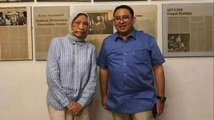 10 Babak Drama Ratna Sarumpet, Si Pencipta Hoaks Terbaik. Kali Aja Bisa Diangkat Jadi Film~ 12