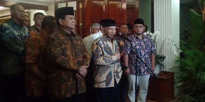 10 Babak Drama Ratna Sarumpet, Si Pencipta Hoaks Terbaik. Kali Aja Bisa Diangkat Jadi Film~ 13