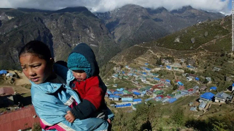 Tak Ada Orang yang Bisa Mendaki Everest Tanpa Mereka, Begini 12 Fakta di Balik Kehidupan Sherpa 21
