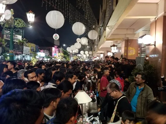 Buat Pecinta Kopi, Yuk Datang ke Malioboro Coffee Night Festival. Ada 26.200 Gelas Kopi Gratis Lho! 6