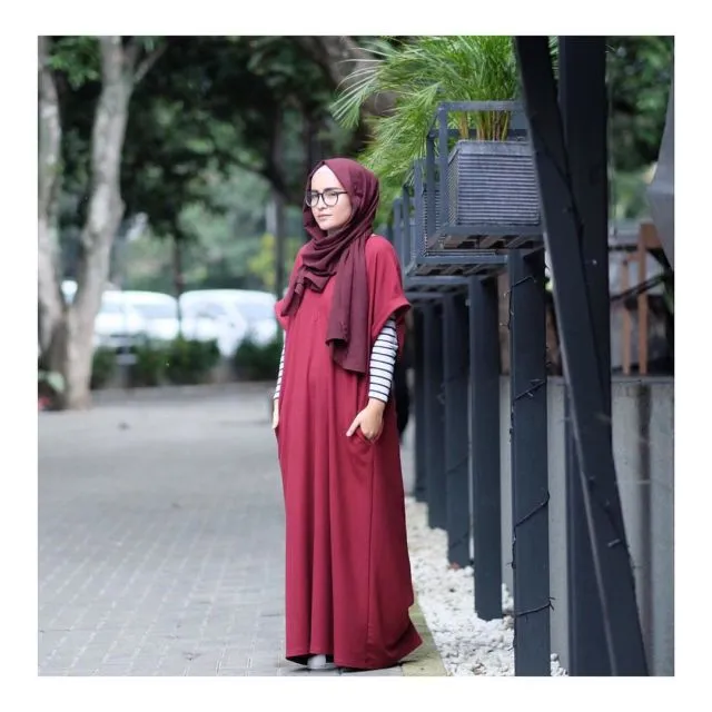 11+ OOTD Kece dengan Manset untukmu yang Berhijab. Lengan Tertutup, Gaya Makin Memikat 19