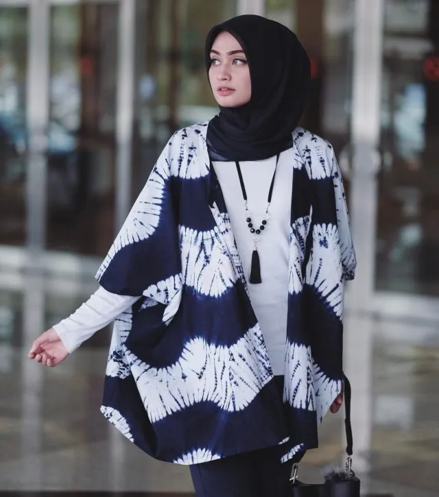 11+ OOTD Kece dengan Manset untukmu yang Berhijab. Lengan Tertutup, Gaya Makin Memikat 22