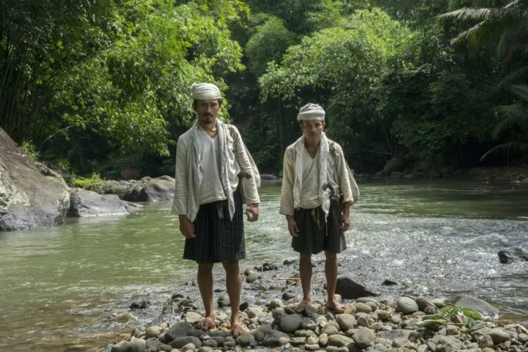 Begini Serunya Mandi di Sungai Saat Berlibur ke Baduy Dalam. Serasa Menyatu dengan Alam! 6