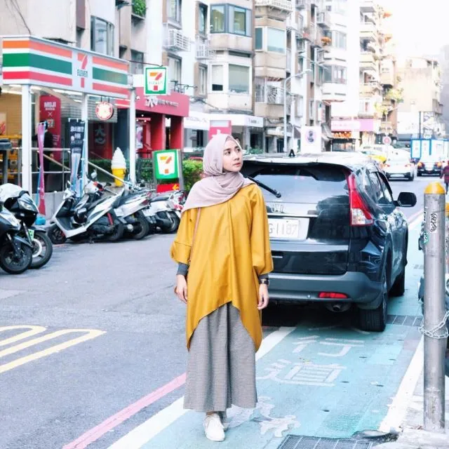 11+ OOTD Kece dengan Manset untukmu yang Berhijab. Lengan Tertutup, Gaya Makin Memikat 15