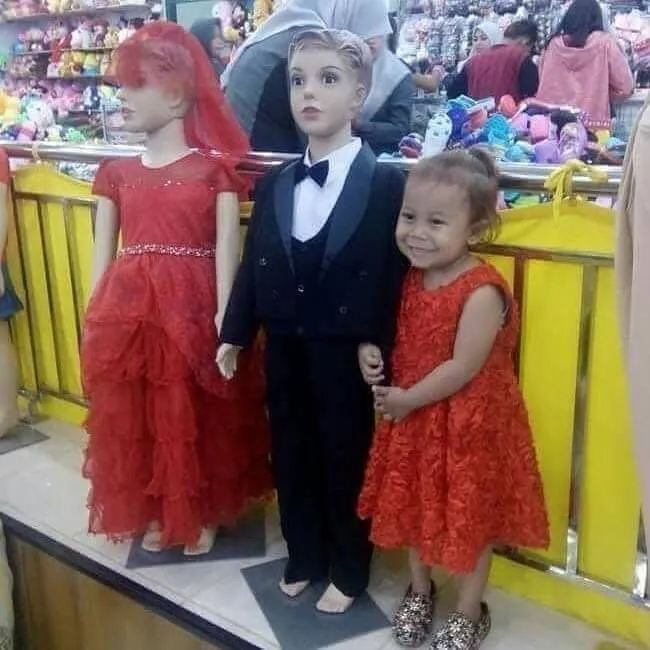 Meski Masih Bocah, Tapi Kelakuan 10 Anak ini Lebih Kocak dari Orang Dewasa. Konyolnya Alami Banget~ 11