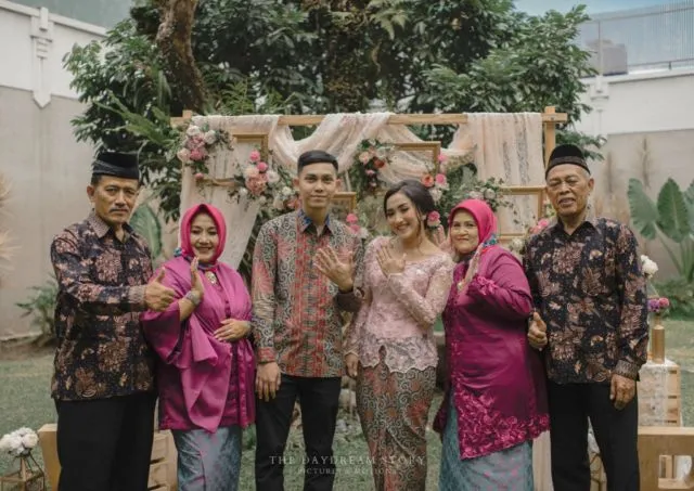 18 Foto Lamaran Nikah yang Sederhana dan Keren 34