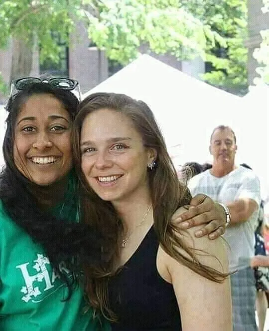 Kata Siapa Foto Bareng itu Gampang? 11 Gangguan ini Sering Terjadi lo, Tapi Malah Bikin Ngakak 20