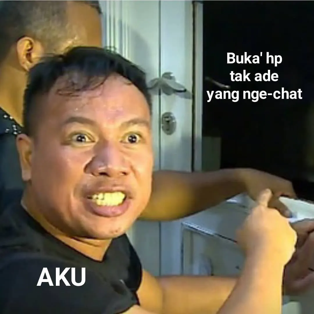 Lihat Tampang Vicky Saat Menggerebek Istrinya, Warganet Bikin 13 Meme