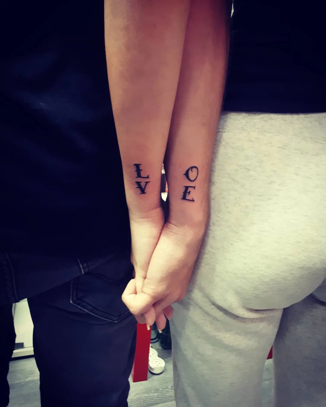 16 Gambar Tato Kecil Simple Keren untuk Couple 22