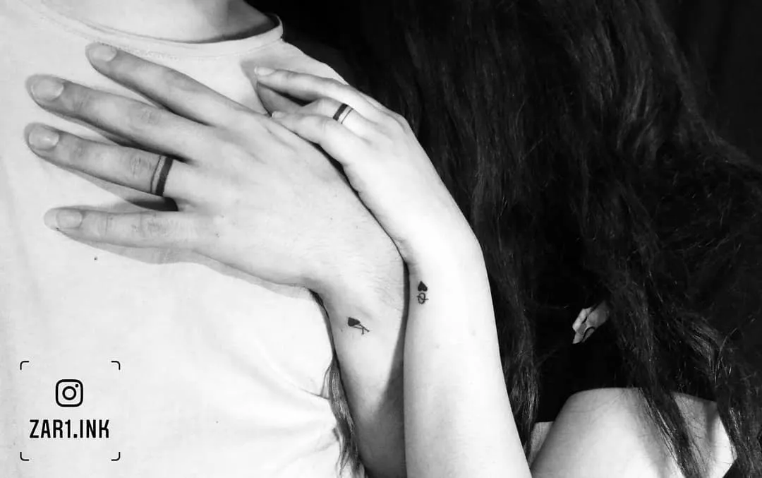 16 Gambar Tato Kecil Simple Keren untuk Couple 27