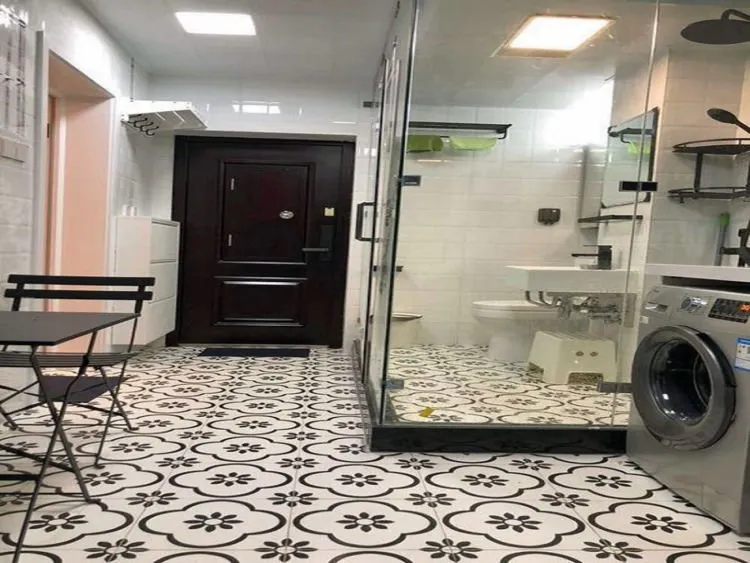 Apartement di Beijing Viral karena Dinding Kamar Mandinya Transparan. Malu Dong Bisa Diliatin Orang! 2
