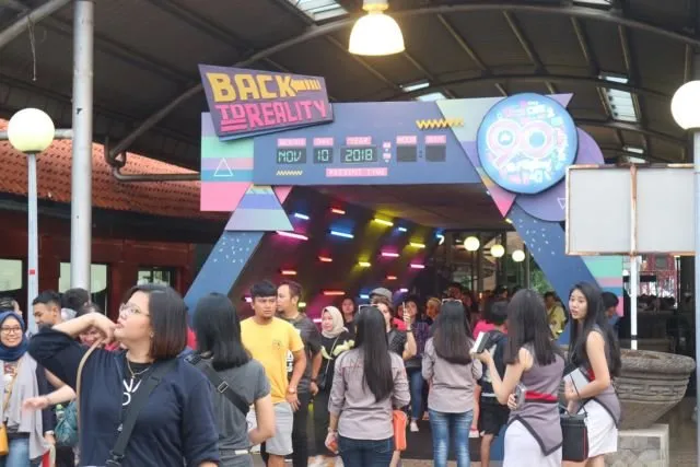 Bersenandung Manis di The 90's Festival 2018. Lengkap dengan Pernak-pernik 90an yang Khas! 12