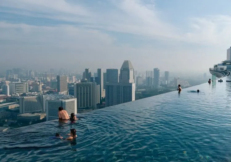 10 Destinasi Wisata Romantis di Asia Tenggara Buat Bulan Madu. Tempatnya Wah, Budgetnya Murah! 18