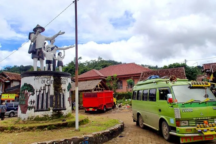Panduan Backpacker ke Baduy Dalam 2 Hari 1 Malam. Cukup Modal Tiga Ratus Ribu Aja Bisa! 6