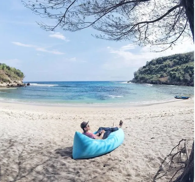 5 Pantai di Blitar Ini Bak Surga Tersembunyi. Yuk Segera Ajak yang Terkasih Liburan ke Sini!