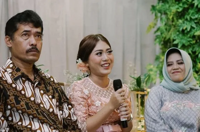18 Foto Lamaran Nikah yang Sederhana dan Keren 24