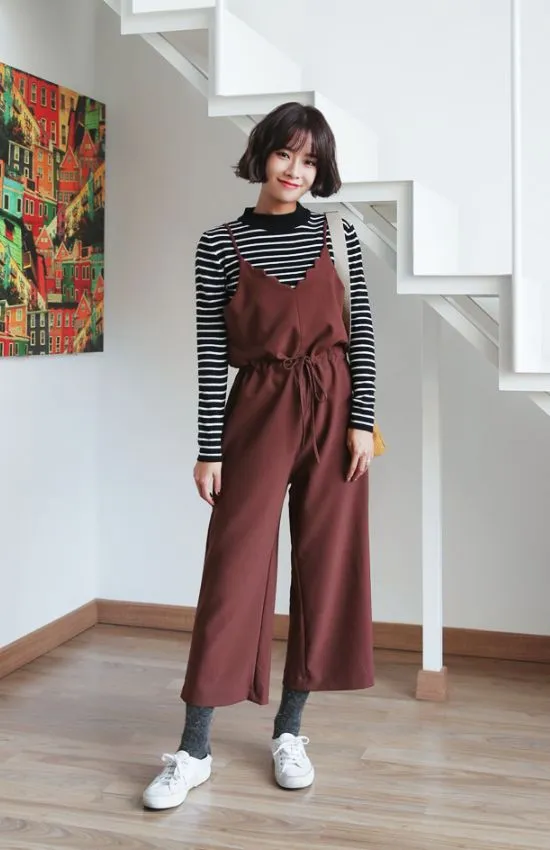 Manis dan Lucu, Ini 9 Ide Model Jumpsuit Ala Korea. Buat yang Berhijab pun Ada! 11