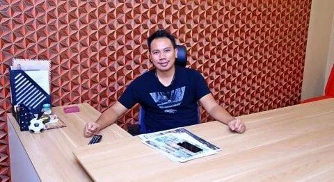 Sepak Terjang Vicky Prasetyo di Dunia Hiburan Tanah Air. Orang yang Terkenal Bukan Karena Bakat~ 12