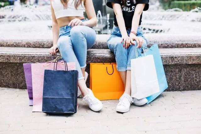7 Tipe Temen Traveling yang Nyebelin Parah. Ada Nggak Temen Kamu yang Sikapnya Begini? 10