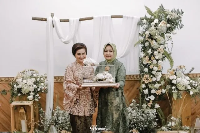 18 Foto Lamaran Nikah yang Sederhana dan Keren 28