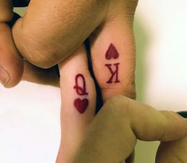 16 Gambar Tato Kecil Simple Keren untuk Couple 31