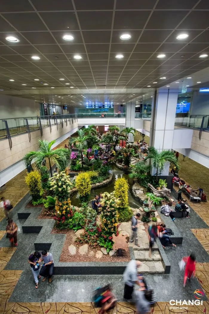 Foto-Foto Kemewahan Bandara Changi, Singapura, Ini Bakal Bikin Kamu Berdecak Kagum! 13
