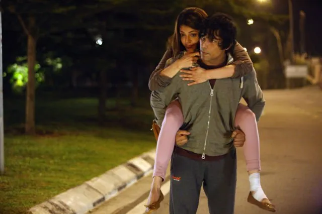 12 Scene Romantis Ala India yang Nggak Kalah Bikin