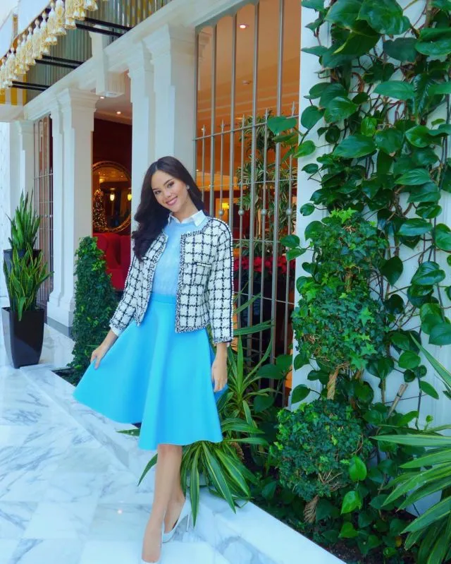 Pesona Catriona Gray sang Miss Universe 2018 dalam Berbagai Tampilan. Nyaris Tanpa Cela! 23