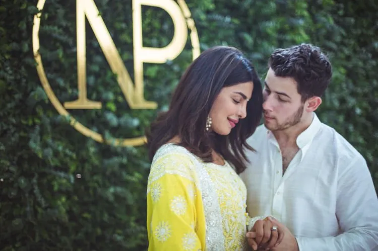 6+ Potret Kebahagiaan Jelang Pernikahan Privat Nick Jonas-Priyanka Chopra yang Menggabungkan Dua Kultur: India dan Amerika 7