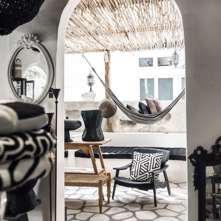 Kim Soo Home, Destinasi Hits di Bali yang Harus Kamu Kunjungi. Tempat Nongkrong Selebgram Nih! 11