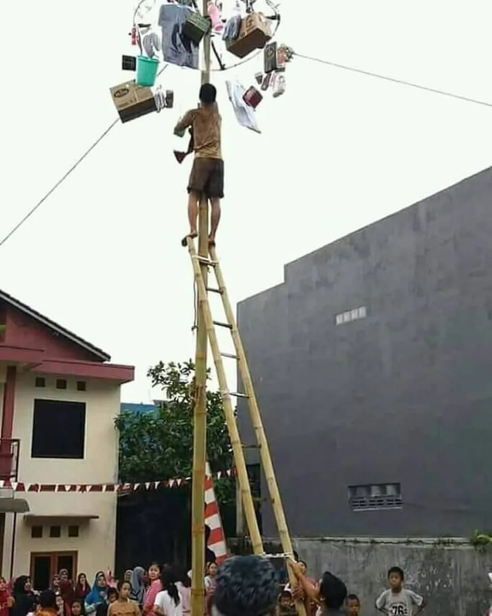 Meski Konyol, 10 Tips Darurat ini Cukup Berfaedah lo. Ilmu Pertahanan Diri yang Sungguh Hakiki~ 14