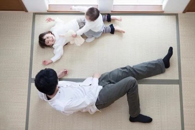 Figur Bapak Nggak Hanya Bekerja Cari Nafkah. 'Ikumen' di Jepang Membuat Mereka Ikut Urus Anak 6