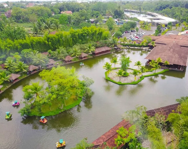 6 Restoran di Jogja yang Mempunyai Pemandangan Spektakuler. Jadi Pengen Segera Liburan ke Sana! 12