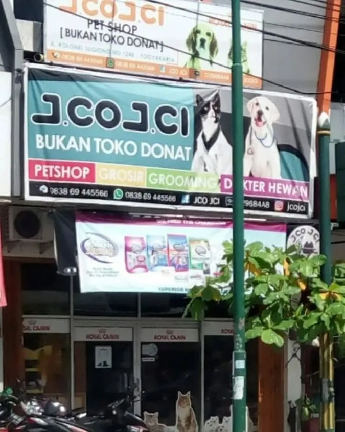 Bukannya Kasih Petunjuk, 17 Spanduk dan Tulisan ini Malah Bikin yang Baca Kebingungan. Ngelawak nih~ 25