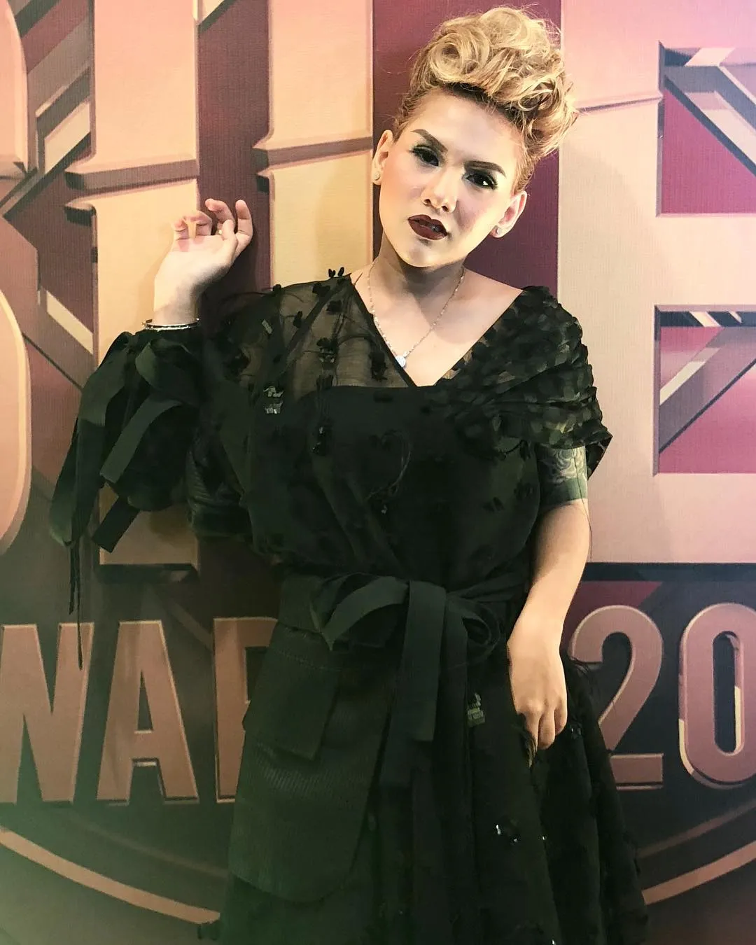 Bikin Kagum! Begini Transformasi Penampilan Evelin, Mantan Istri Aming 27