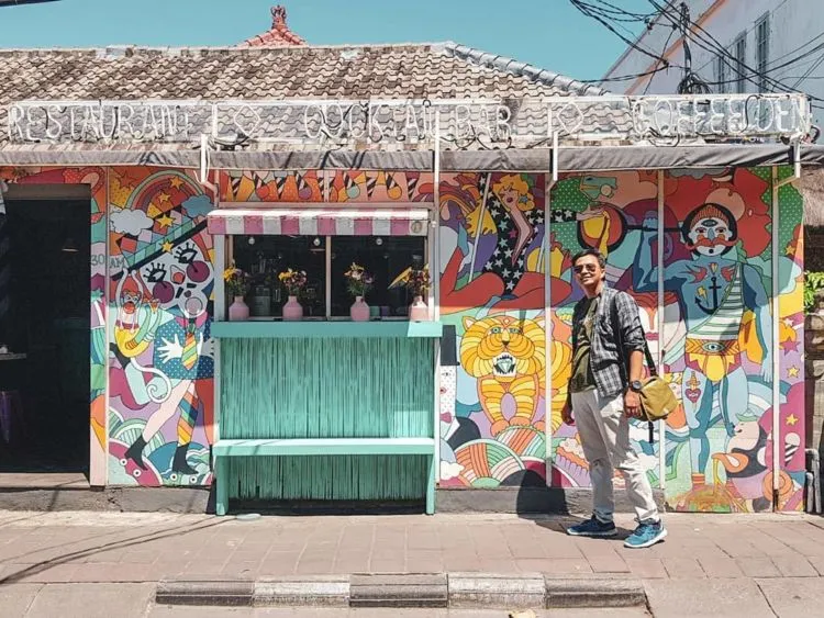 7 Cafe dan Resto Instagramable di Seminyak, Bali. Bakal Puas Deh Makan dan Foto-foto di Sana! 9