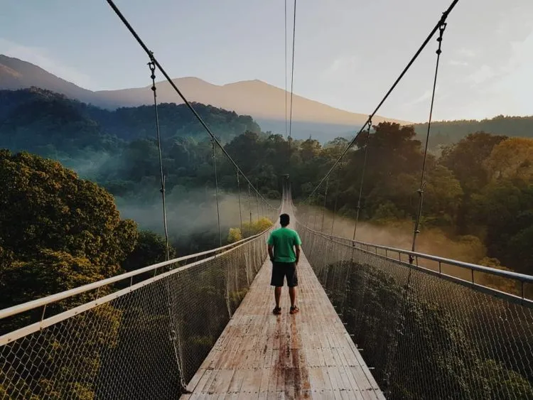 Jembatan Gantung Situ Gunung, Destinasi Instagramable di Sukabumi. Ridwan Kamil Getol Promosi! 7