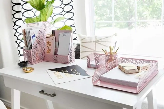 Lembur di Kantor Memang Tak Selalu Menyenangkan, Tapi 11+ Barang Ini Membuat Hidupmu Dimudahkan 20