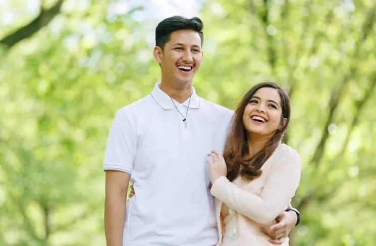 7 Seleb yang Juara Bikin Baper di Tahun 2018. Kisah Mereka Pasti Bikin Hati Bergetar Nggak Karuan~ 9