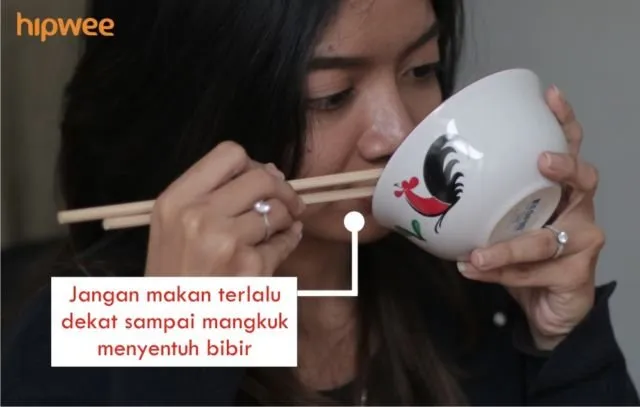10 Etika Pakai Sumpit yang Berlaku di Jepang. Ternyata Banyak Banget Aturannya Lo 17