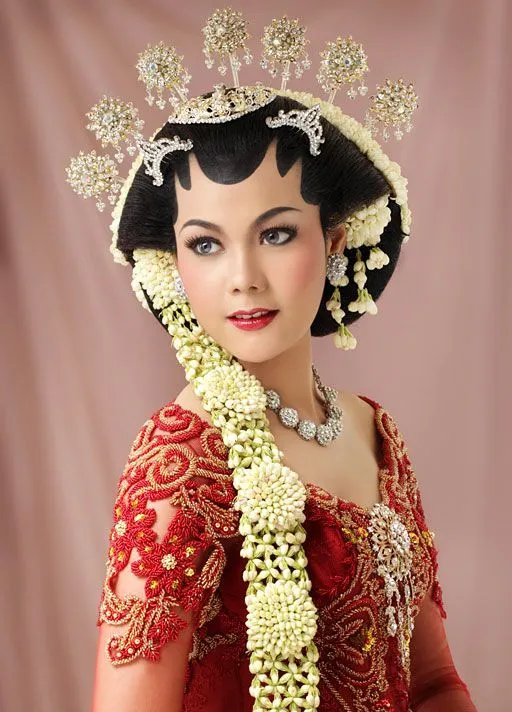 Trivia Bunga Melati, si Puspa Bangsa yang Dikenal Sebagai Aksesori Wajib Pengantin Tradisional Indonesia 15